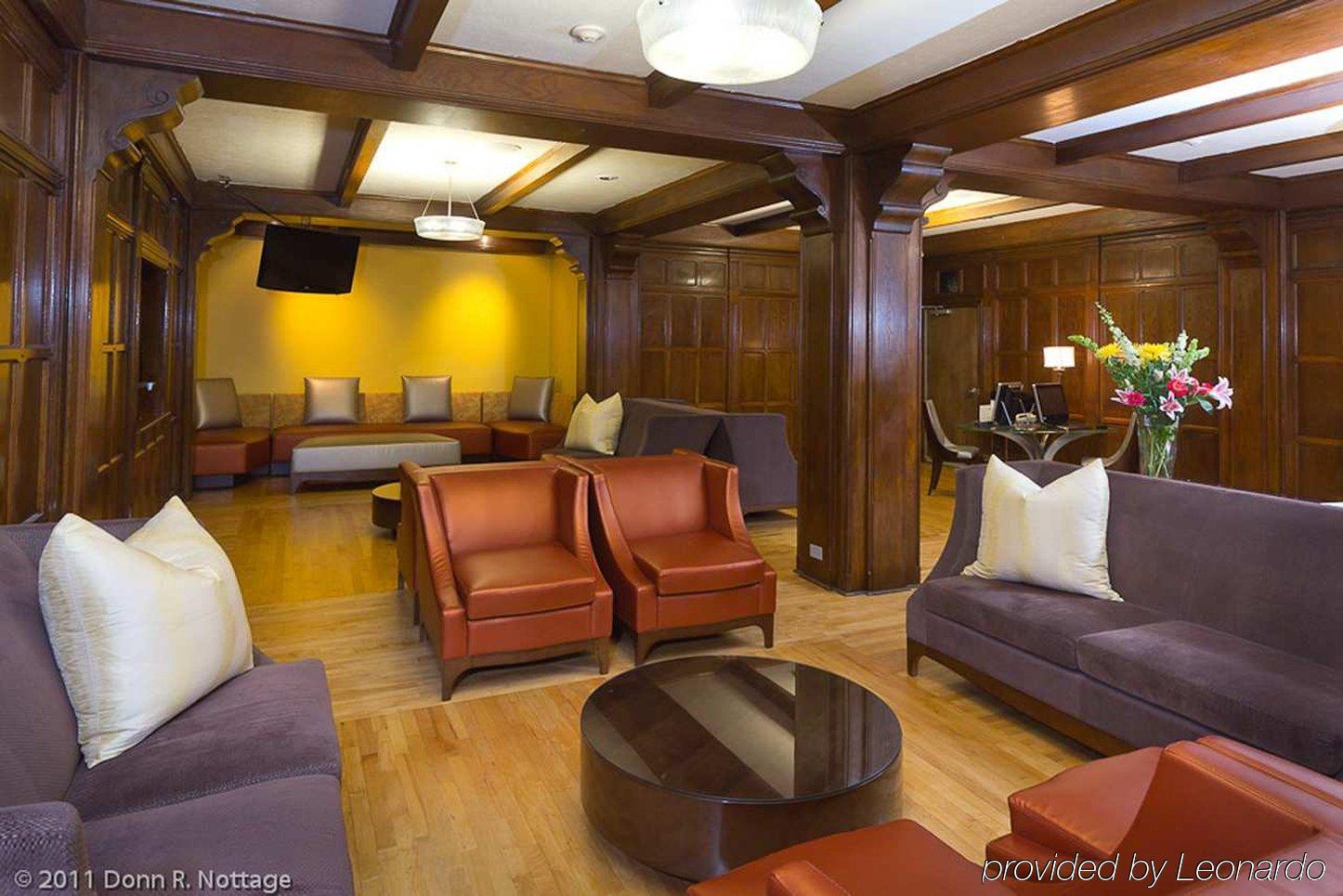 The Tudor Arms Hotel Cleveland - A Doubletree By Hilton Habitación foto